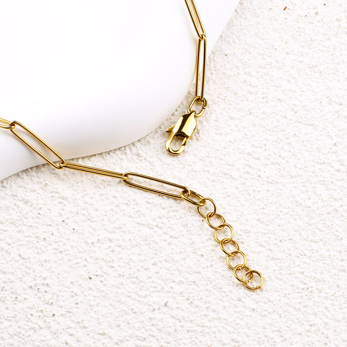 Collana con fermaglio e nomi personalizzati