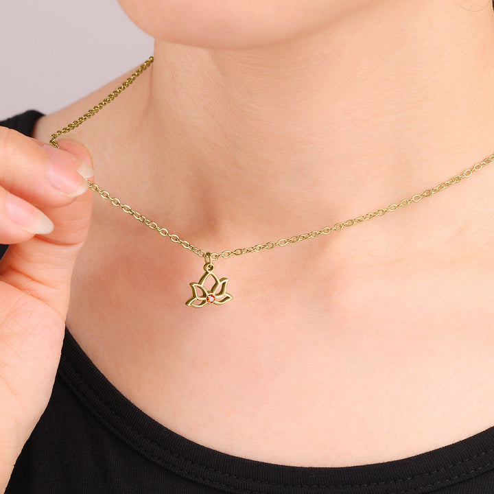 Collana con ciondolo mini loto e pietra di nascita