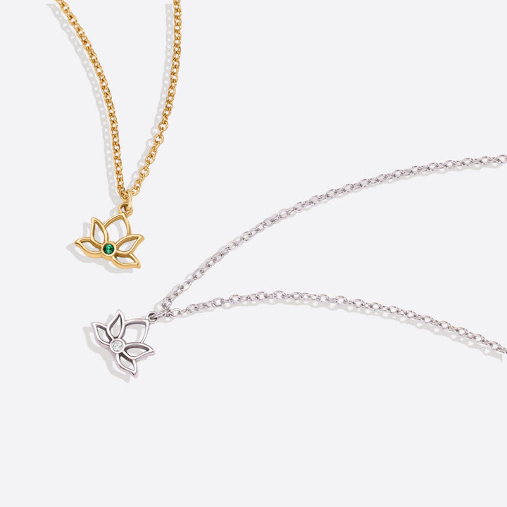 Collana con ciondolo mini loto e pietra di nascita