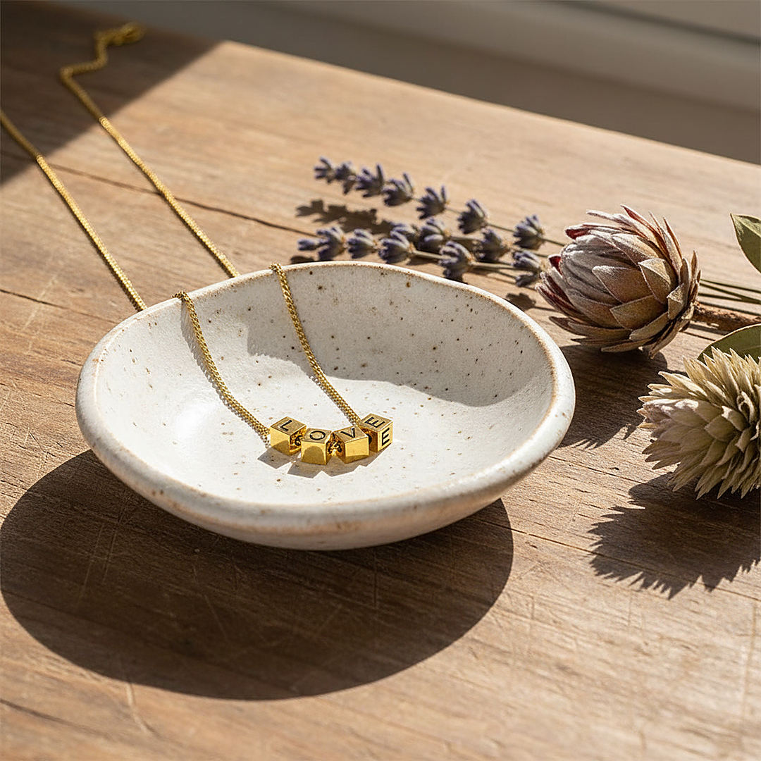 Linnea Gold Necklace