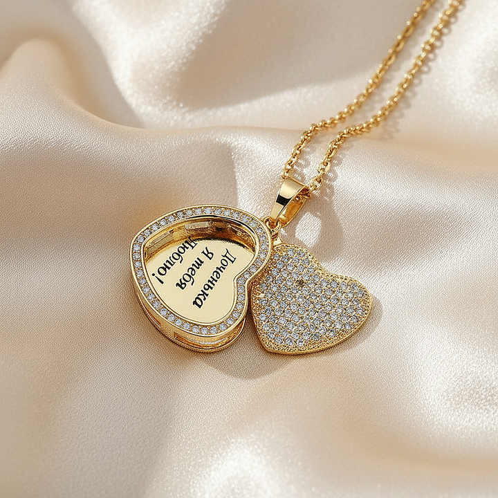 Collier élégant en cœur de cristal