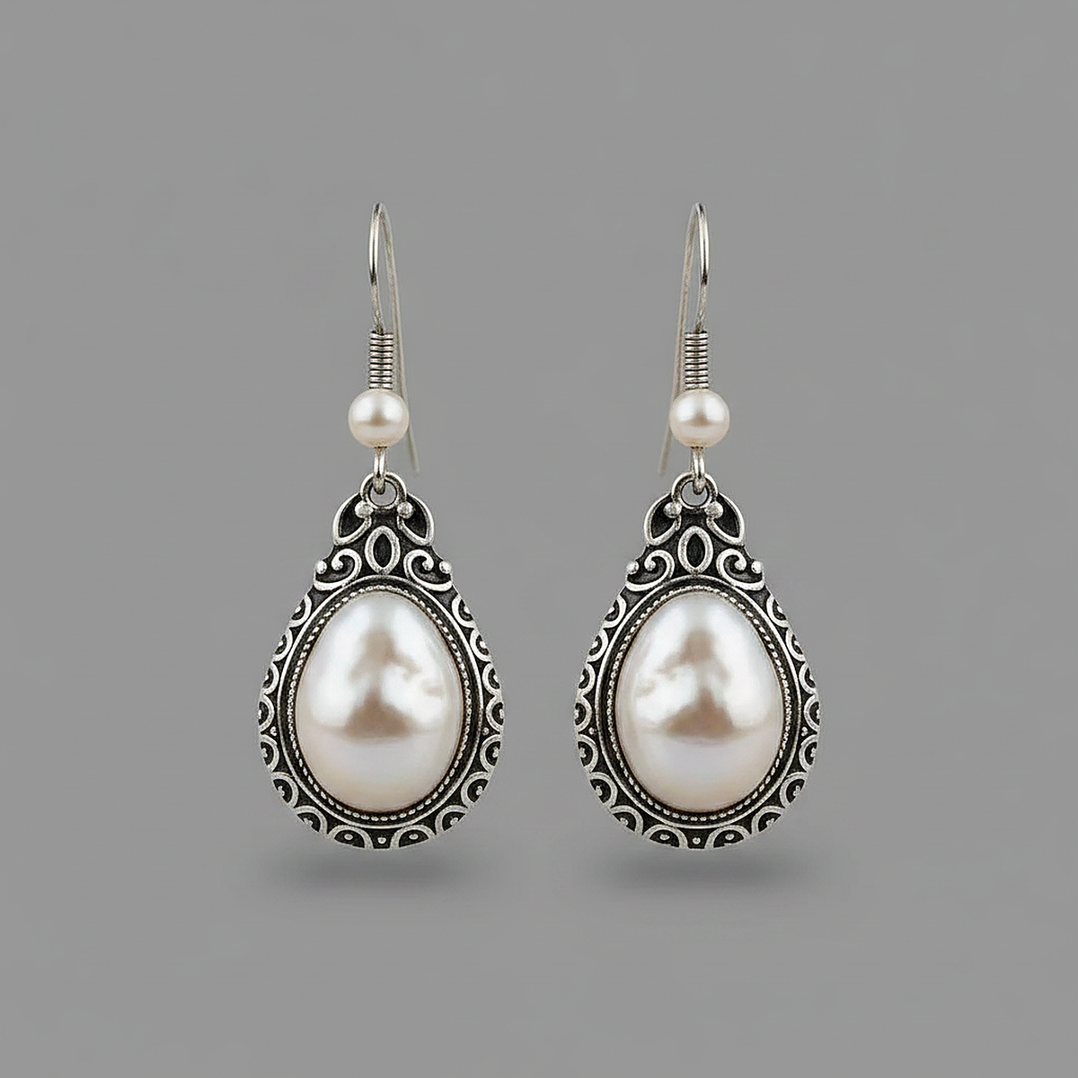 Adeline Pearl Earrings