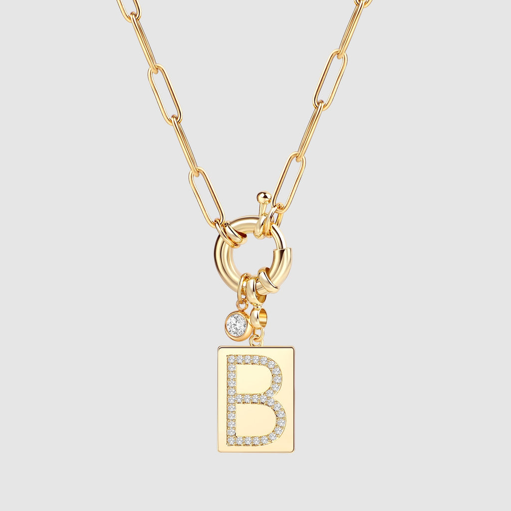 Collier pendentif initial pavé avec chaîne trombone  