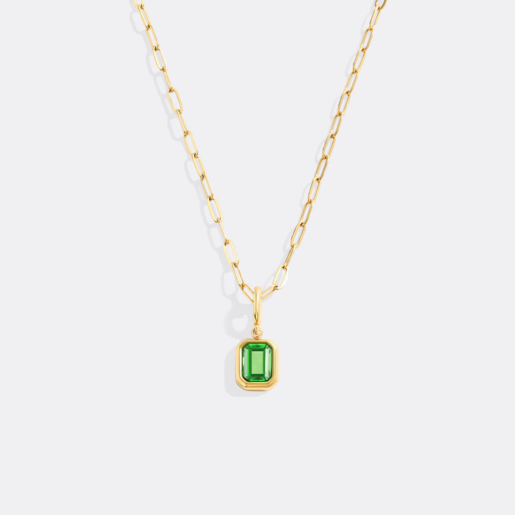 Collier breloque pierre de naissance baguette