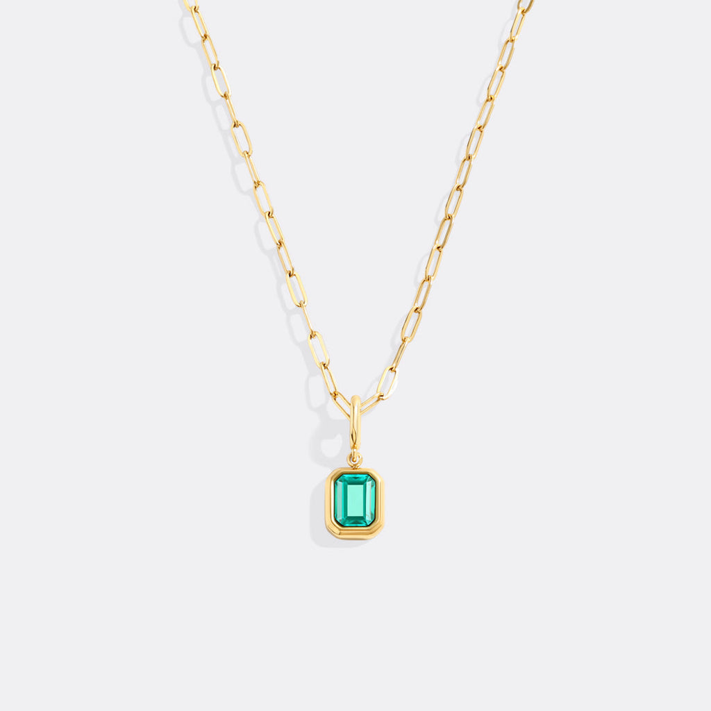 Collier breloque pierre de naissance baguette