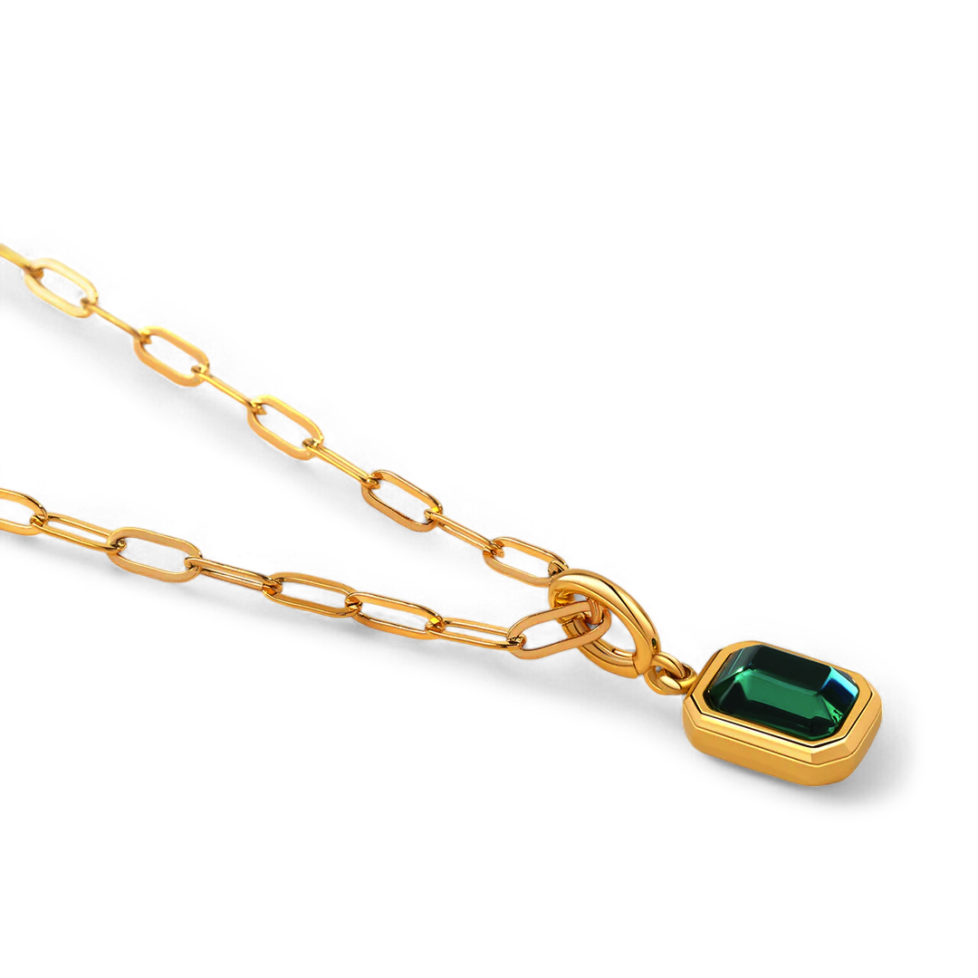 Collier breloque pierre de naissance baguette