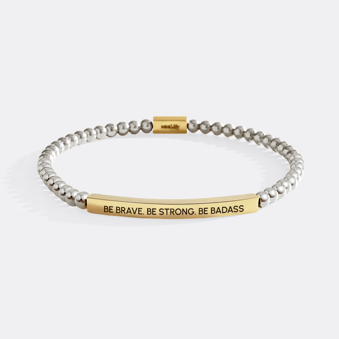 Sii coraggioso. Sii forte. Braccialetto ispiratore con perline Badass