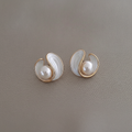 Sereia Pearl Earrings