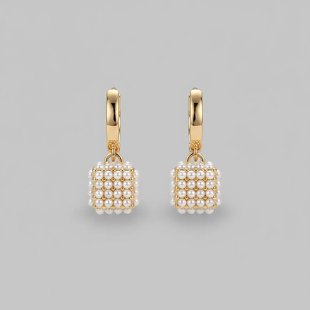 Tindra Pearl Earrings
