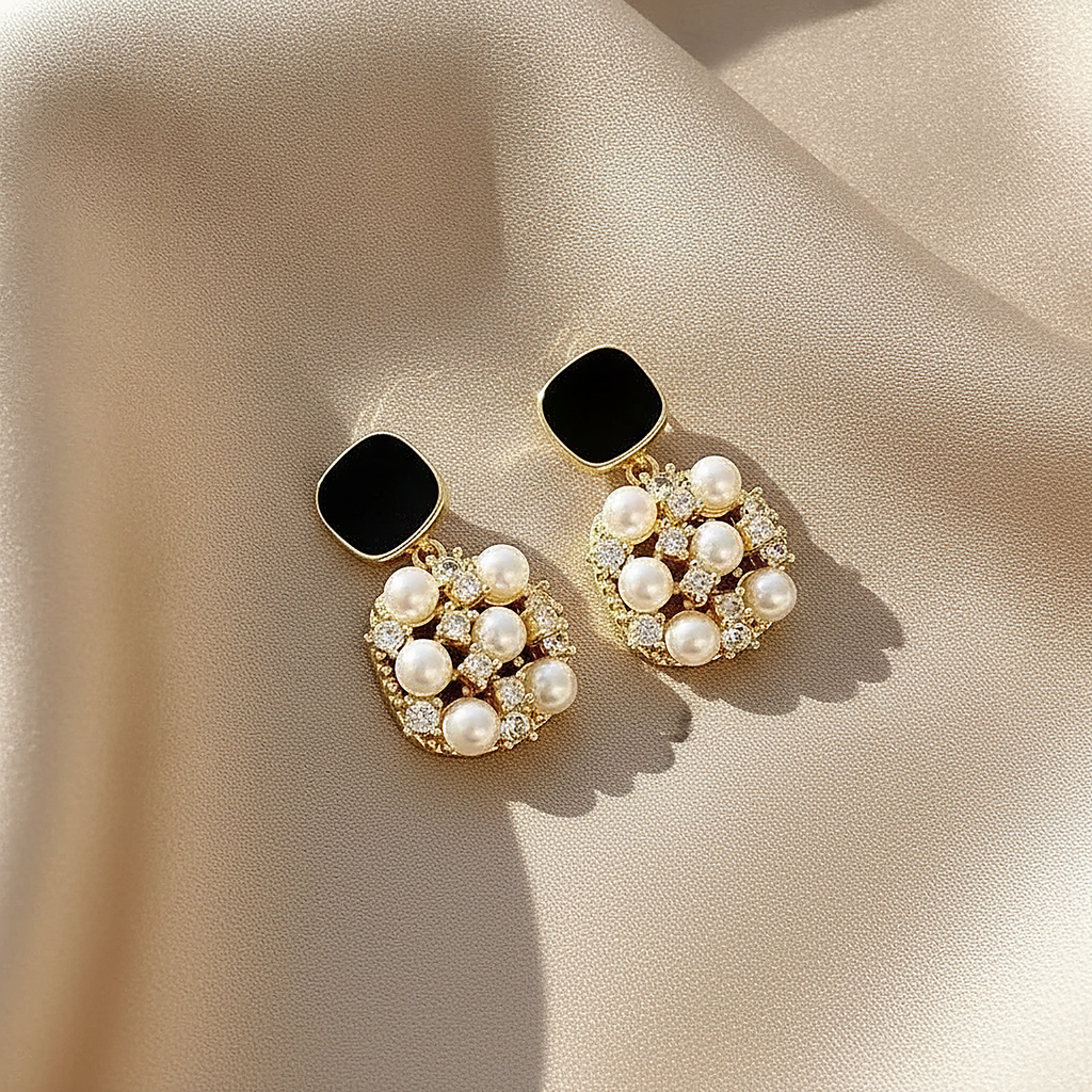 Fiora Pearl Earrings