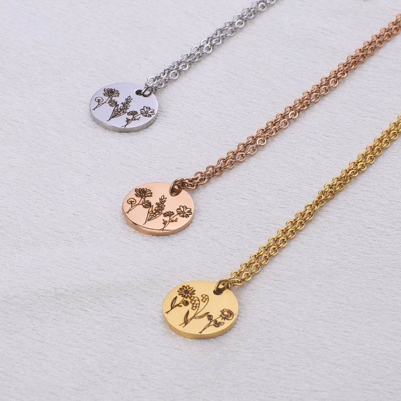 Collana con bouquet di fiori di nascita