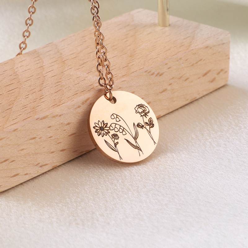 Collana con bouquet di fiori di nascita