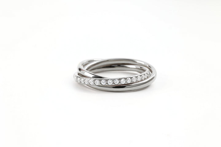 Bague anti-stress entrelacée avec cristal