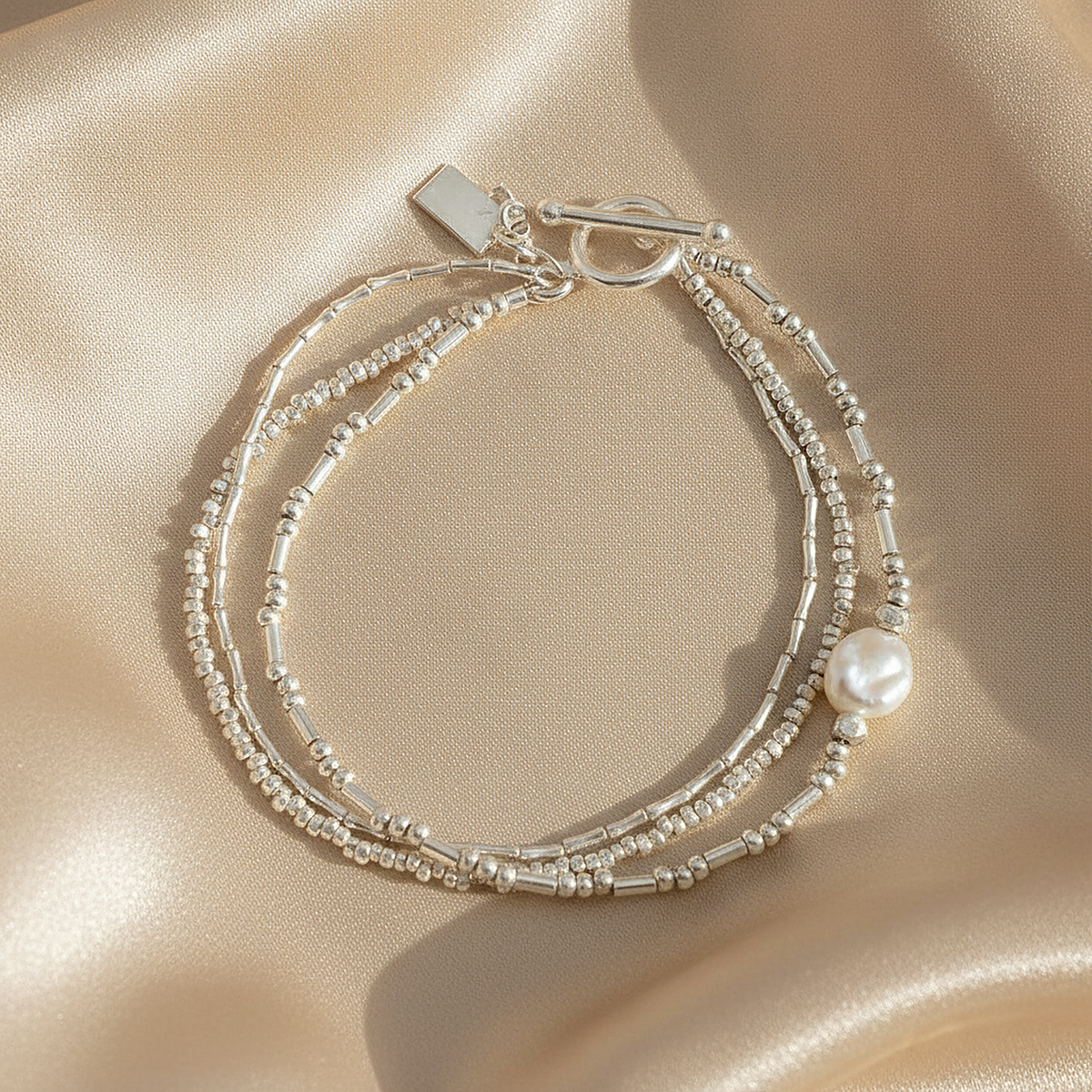 Delphine Pearl Bracelet