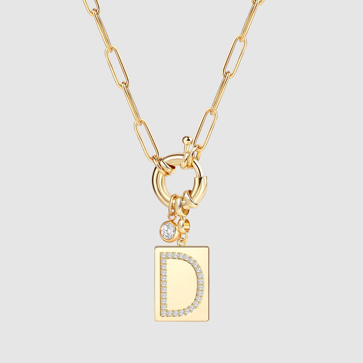 Collier pendentif initial pavé avec chaîne trombone  