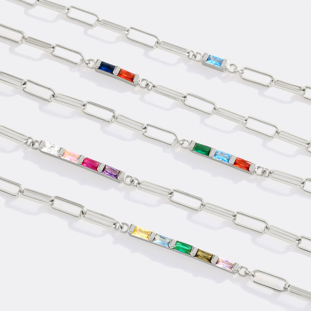 Pulseira Delicada com Baguete de Pedra do Mês e Elos de Papel