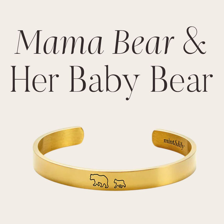 Mama Bear ir jos mažųjų lokiukų graviruota apyrankė