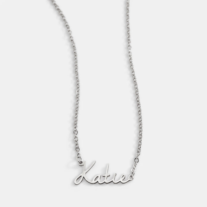 Ketting met feeënnaam – aansluitende pasvorm