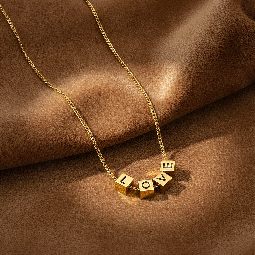 Linnea Gold Necklace