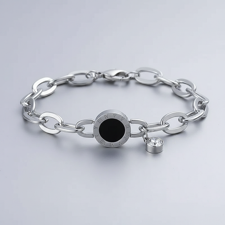 Estelle Pendant Necklace
