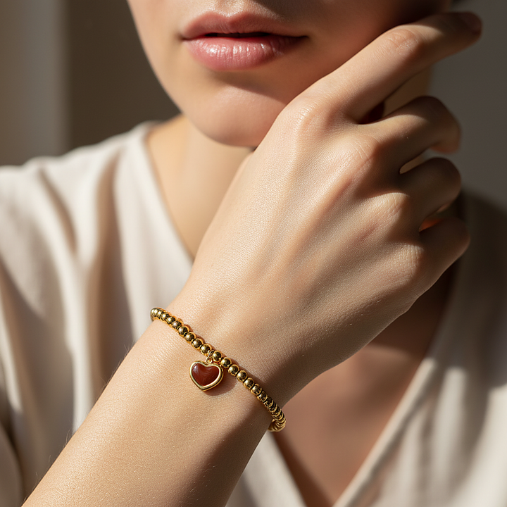 Une Gold Bracelet