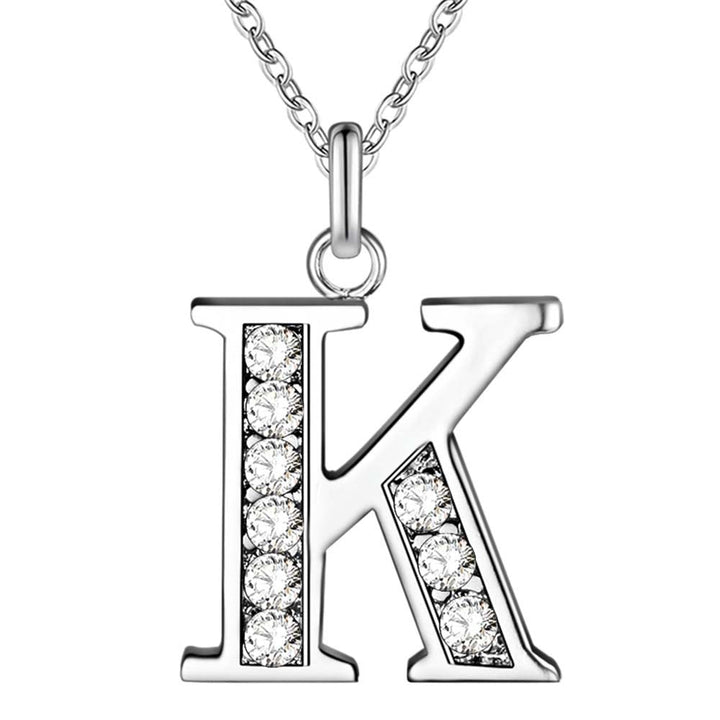 Collier Satellite Lettre avec Accent en Cristal