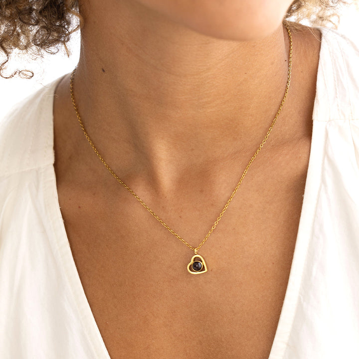 Collar con foto en forma de corazón personalizado