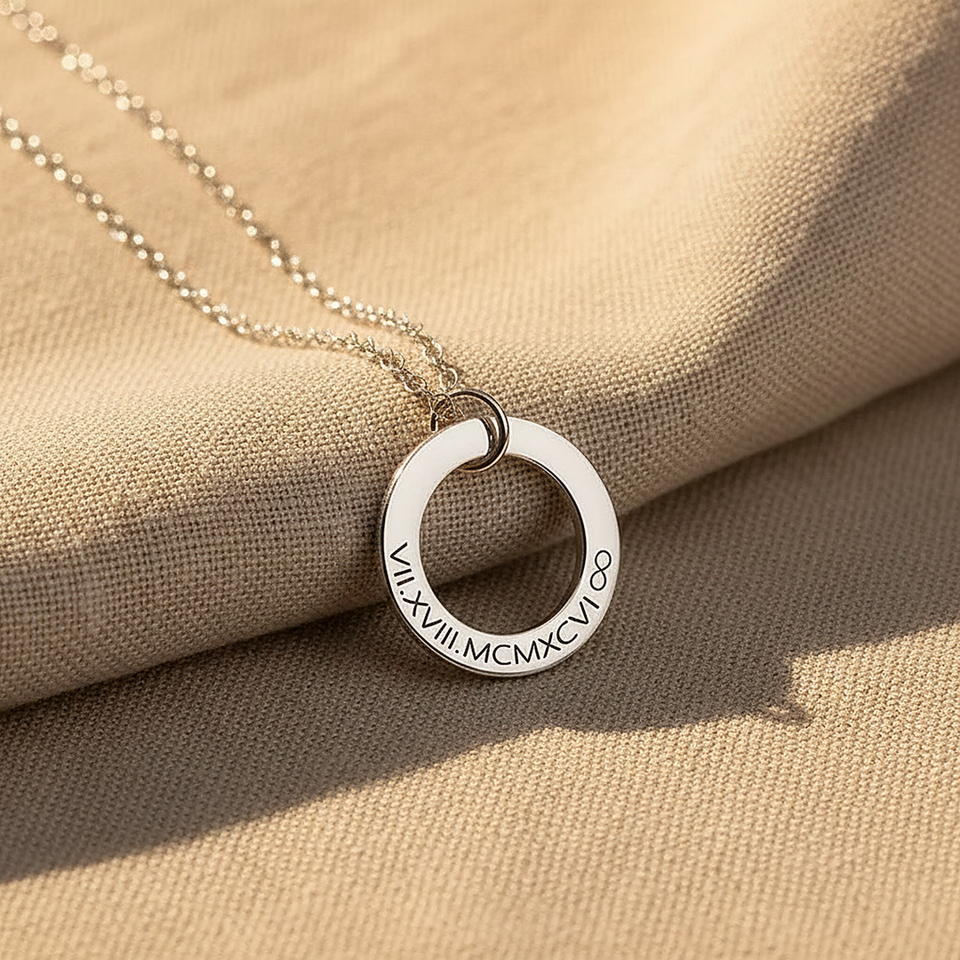 Lune Classic Necklace