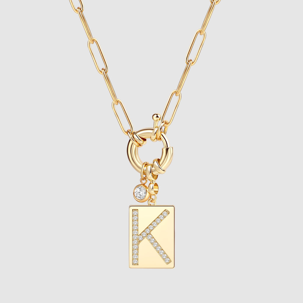 Collier pendentif initial pavé avec chaîne trombone  