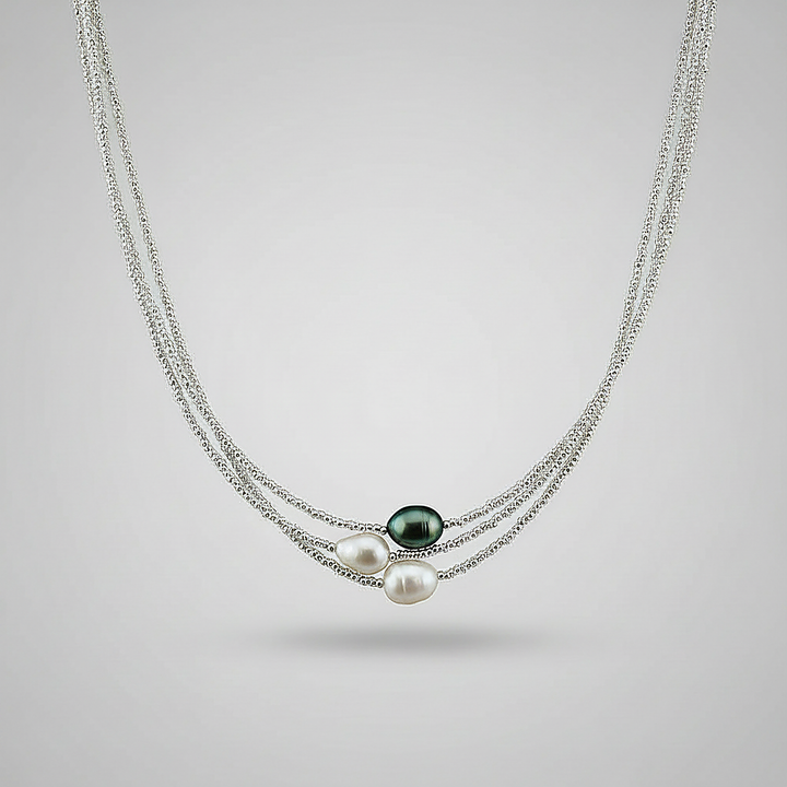 Zaria Pearl Necklace