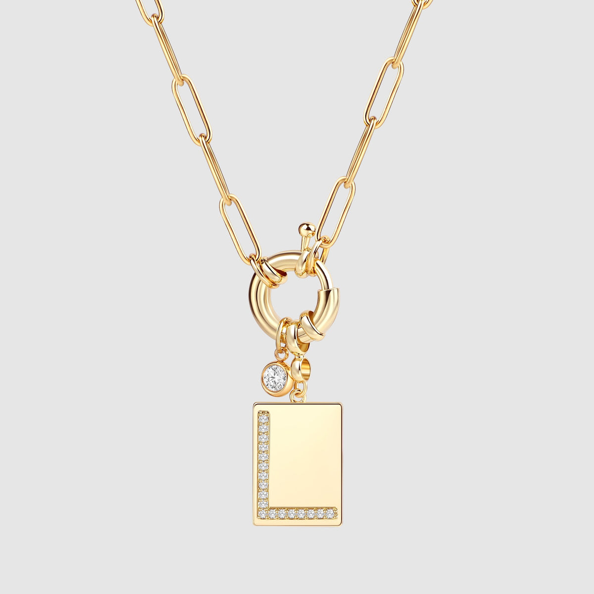 Collier pendentif initial pavé avec chaîne trombone  