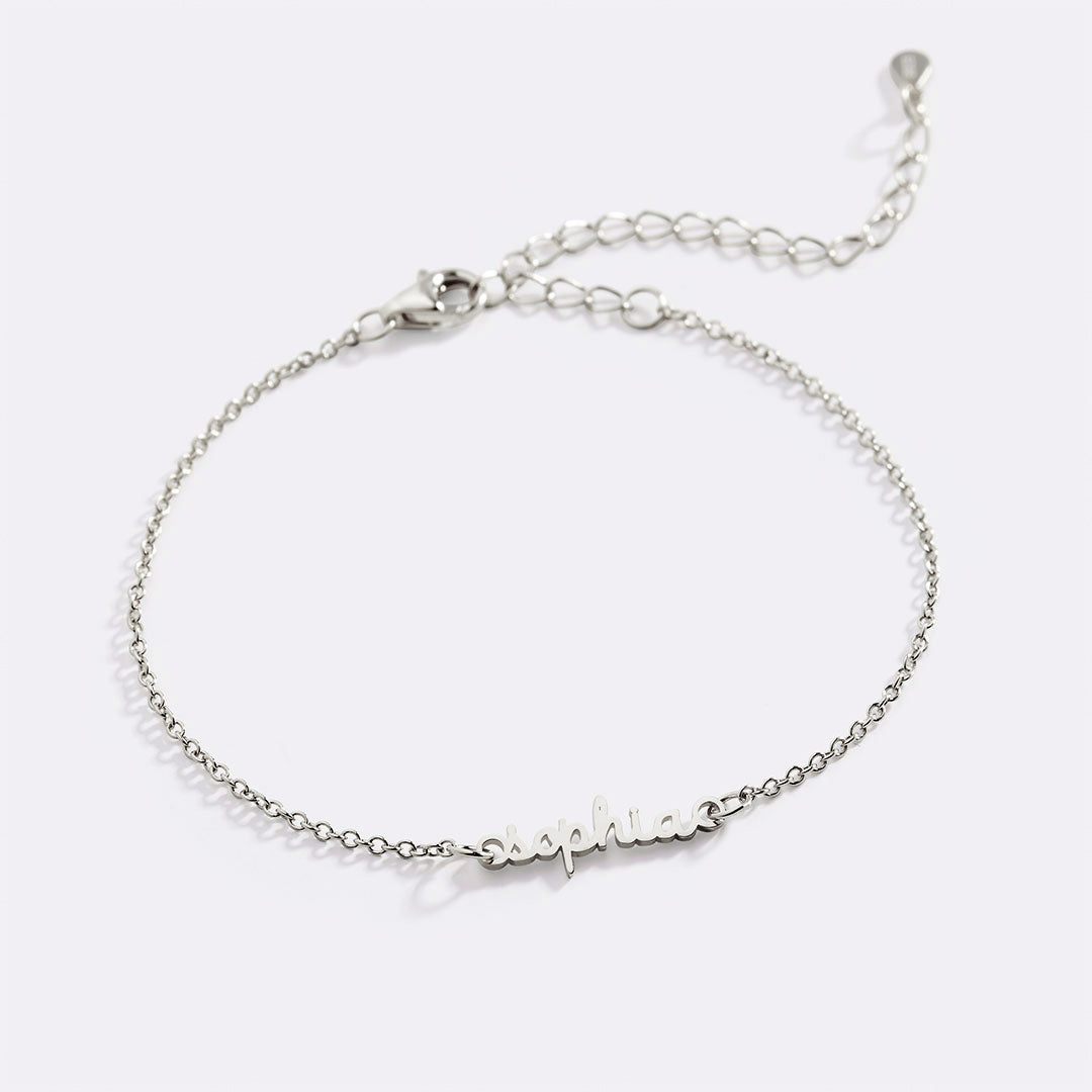 Stella Dainty Name Bracelet
