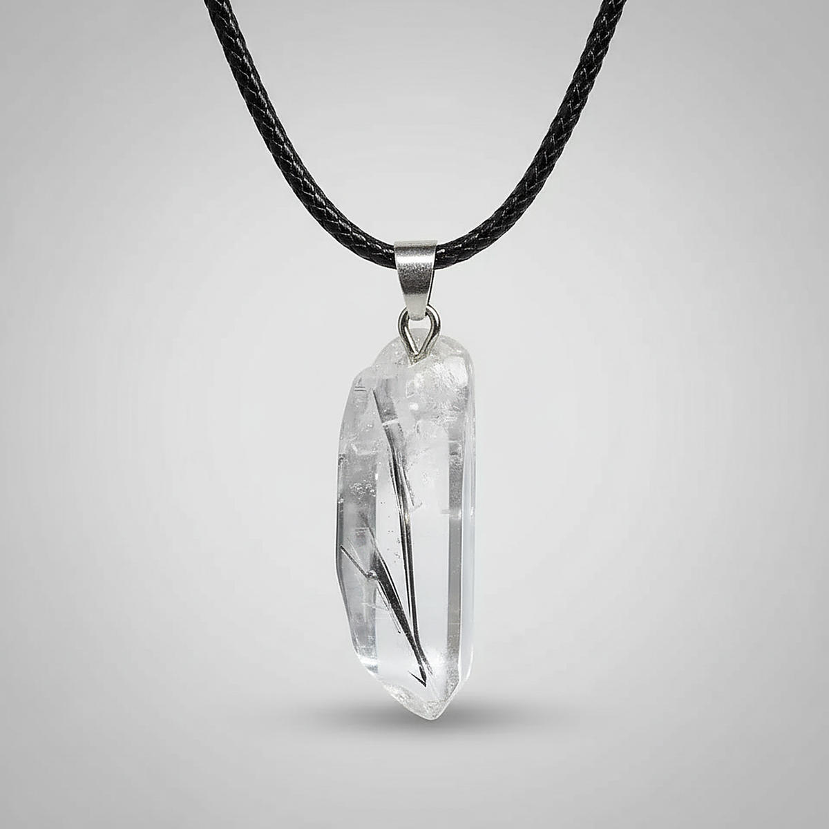 Lioria Crystal Necklace