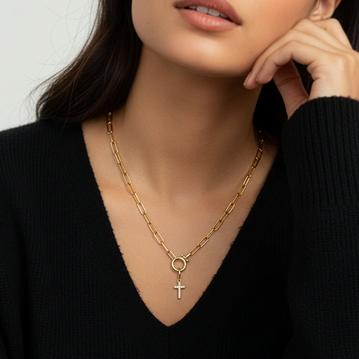 Collier trombone menthe avec pendentif croix pavé
