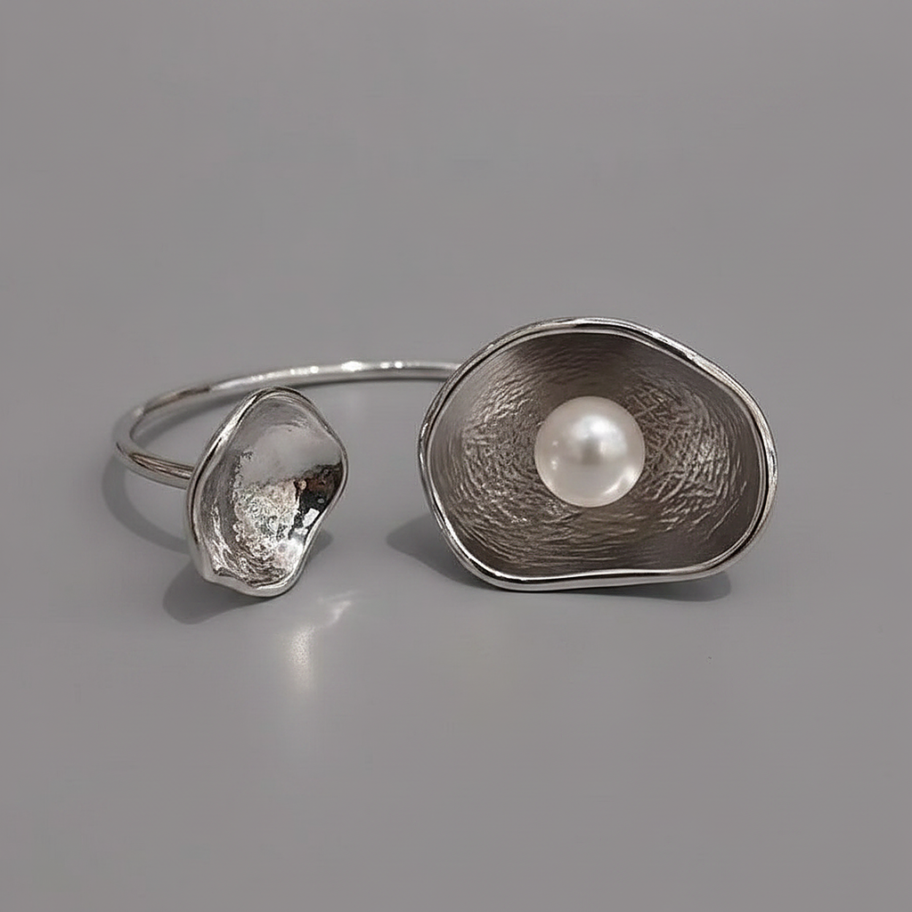Clemence Pearl Bracelet