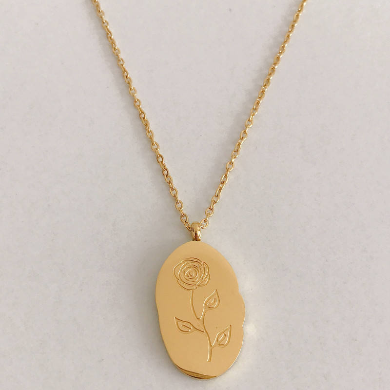 Collier Pendentif Fleur de Naissance Dorée