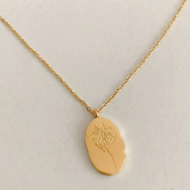 Collier Pendentif Fleur de Naissance Dorée