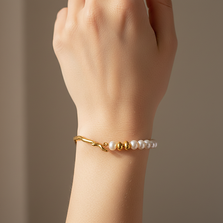 Colette Pearl Bracelet