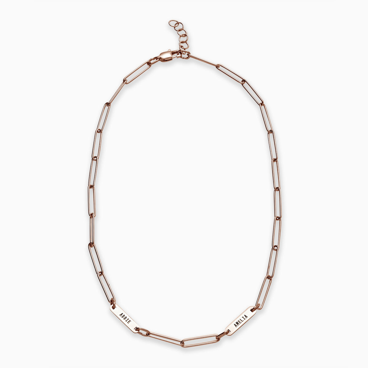 Collana con fermaglio e nomi personalizzati