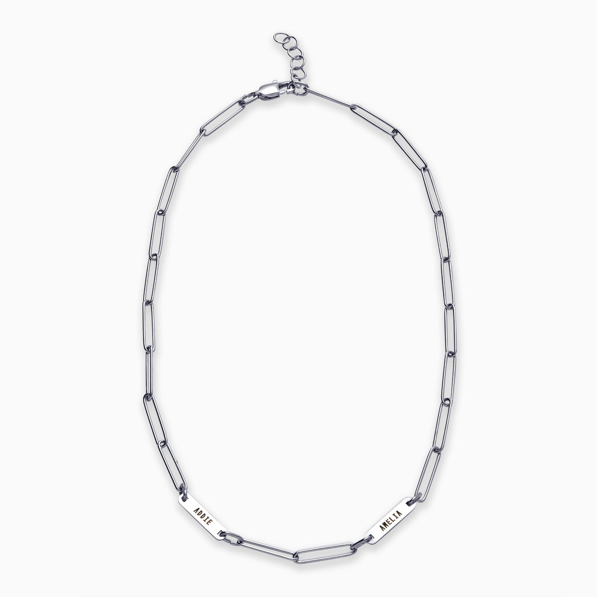 Collana con fermaglio e nomi personalizzati