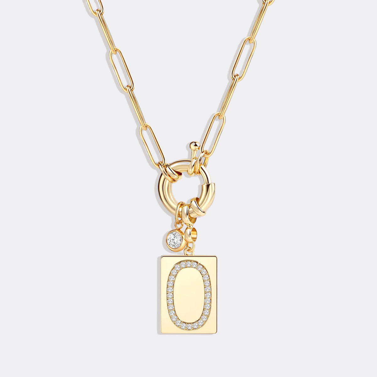 Collier pendentif initial pavé avec chaîne trombone  
