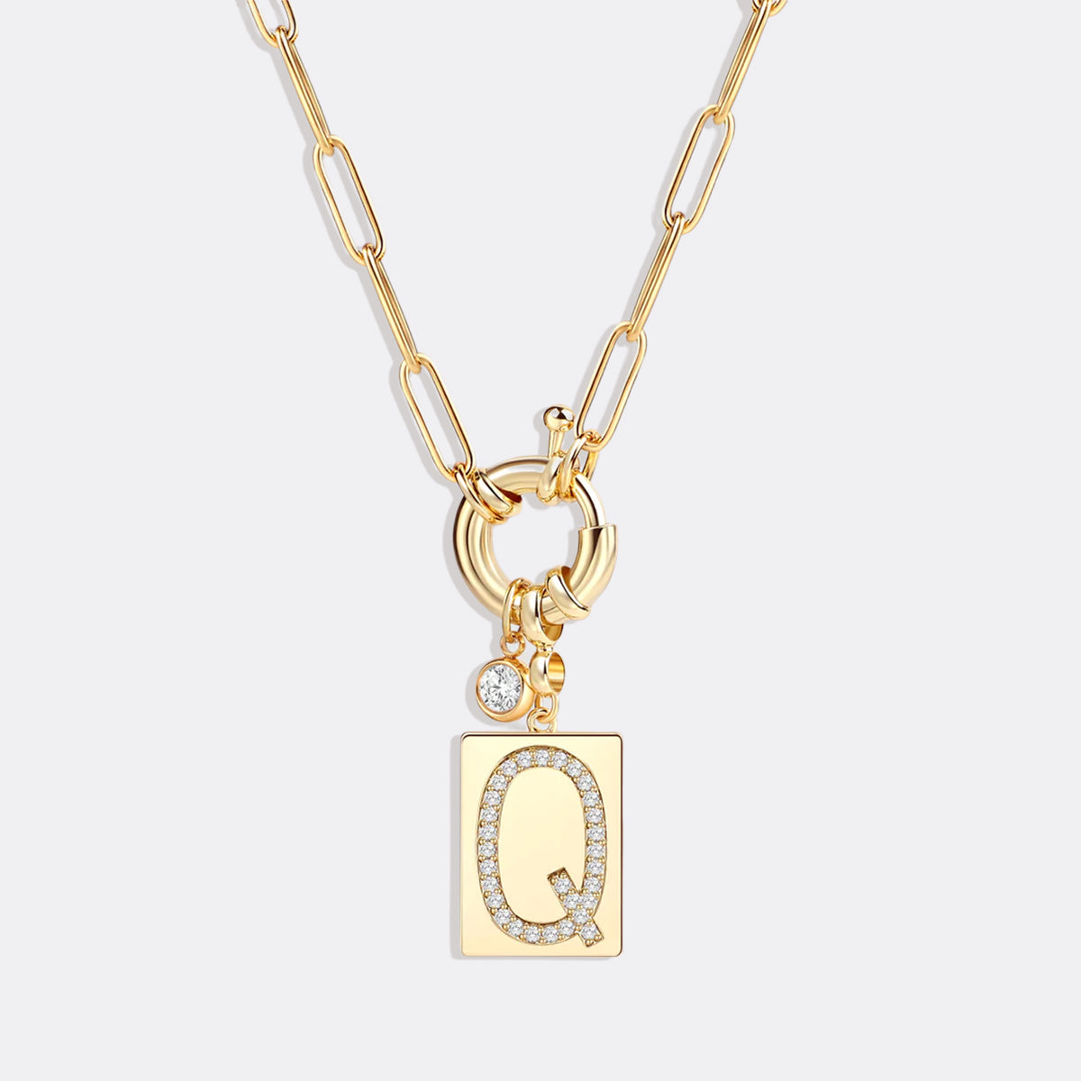 Collier pendentif initial pavé avec chaîne trombone  