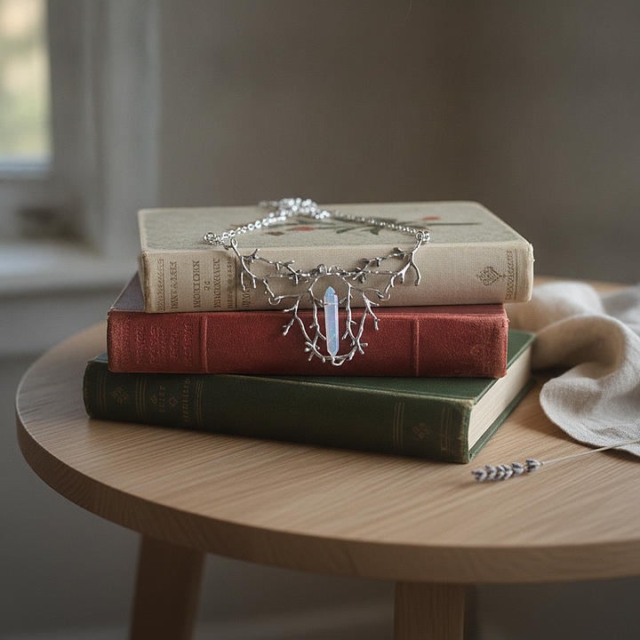 Collier élégant en branche de cristal
