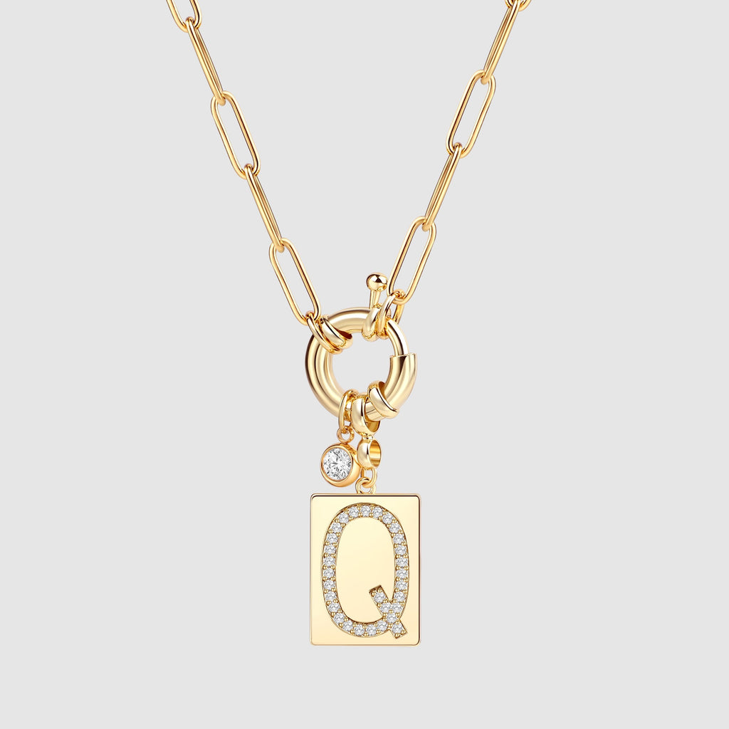 Collier pendentif initial pavé avec chaîne trombone  