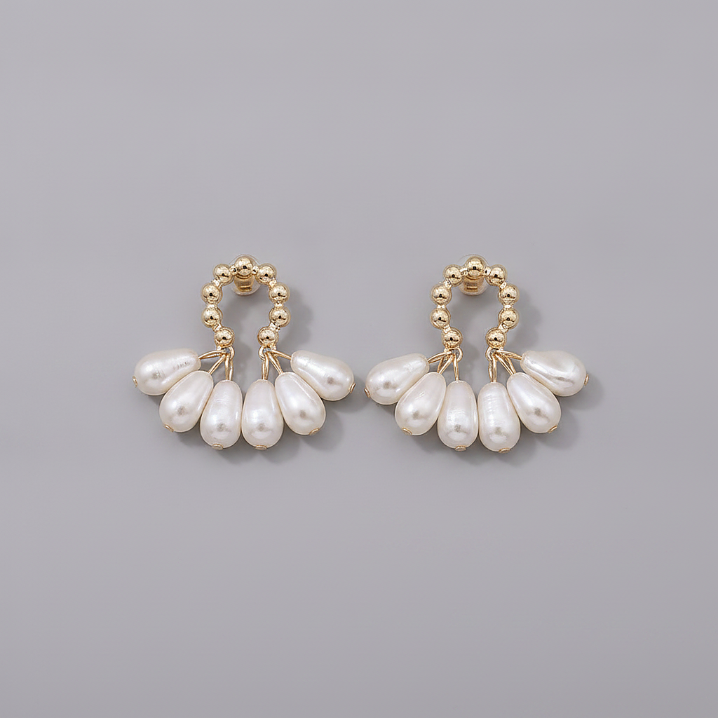 Camille Pearl Earrings