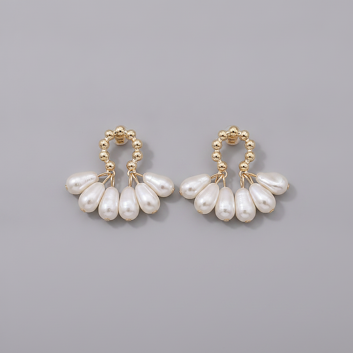 Camille Pearl Earrings