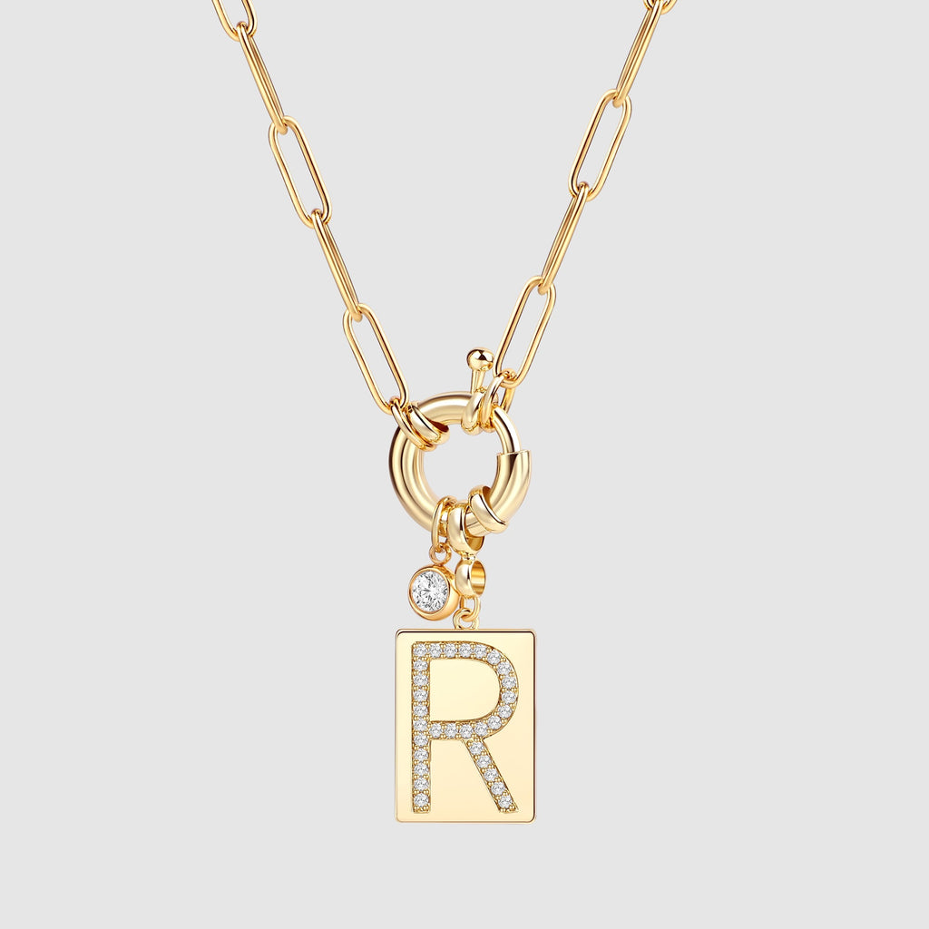 Collier pendentif initial pavé avec chaîne trombone  