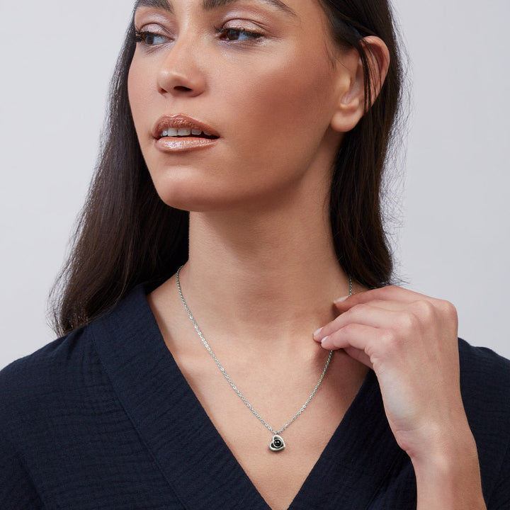 Collar con foto en forma de corazón personalizado