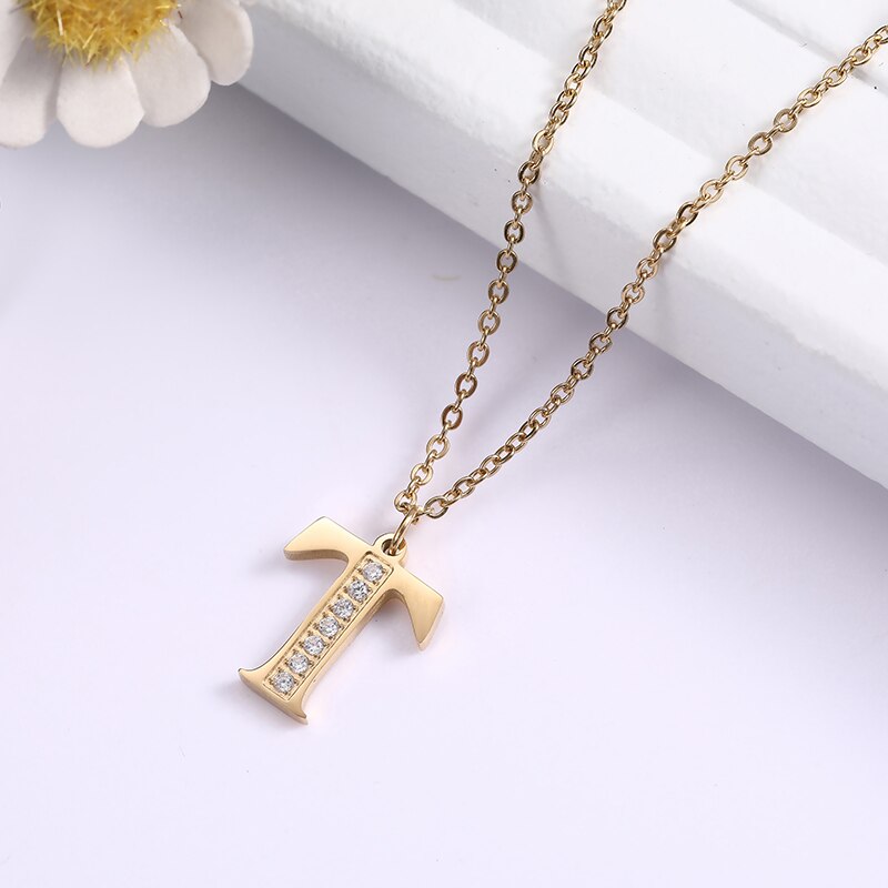 Collier Satellite Lettre avec Accent en Cristal
