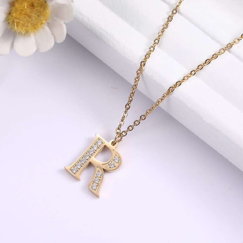 Collier Satellite Lettre avec Accent en Cristal